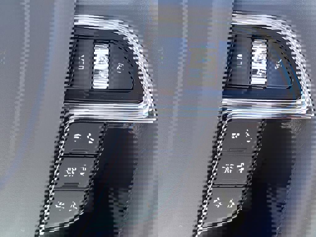 New 2023 Lincoln Nautilus Reserve w/ Equipment Group 202A image 45