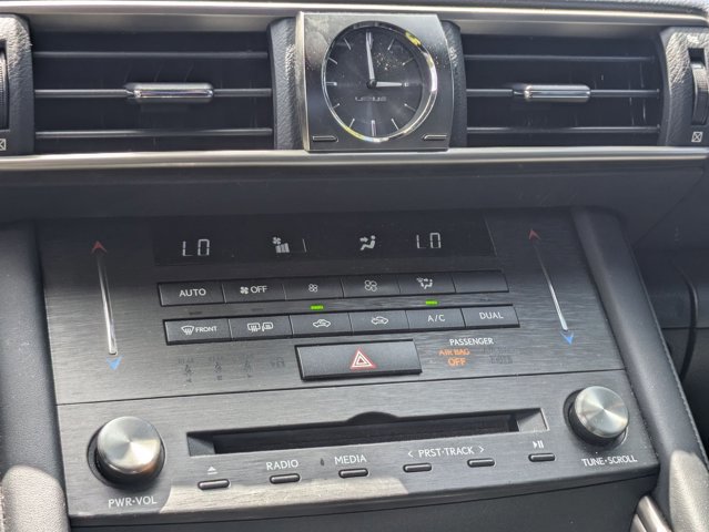 Used 2019 Lexus IS 300 F Sport w/ F Sport Package RWD image 8