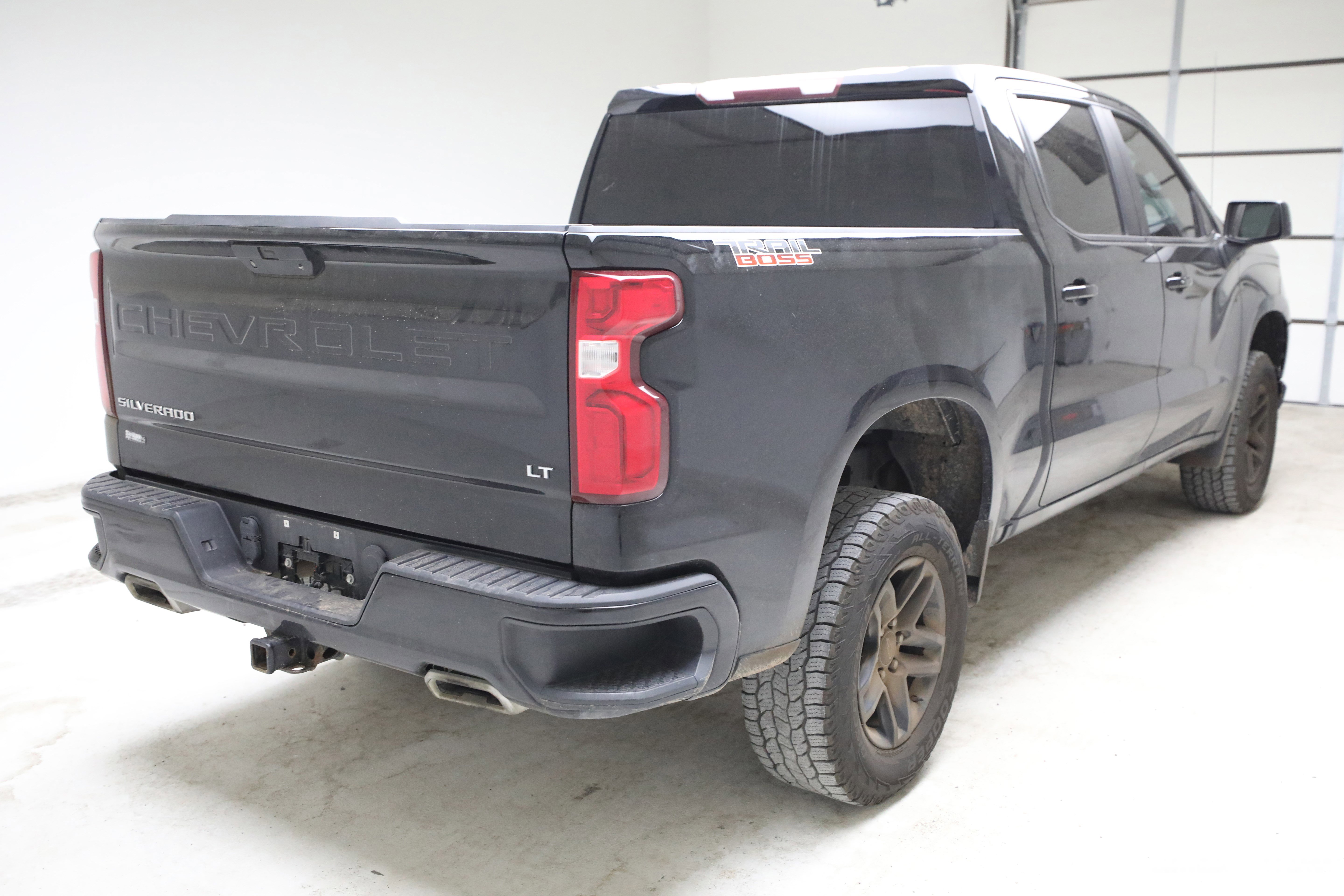 Used 2020 Chevrolet Silverado 1500 LT Trail Boss w/ Convenience Package AWD/4WD image 4