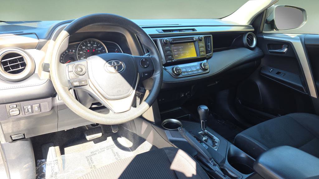 Used 2015 Toyota RAV4 XLE image 26