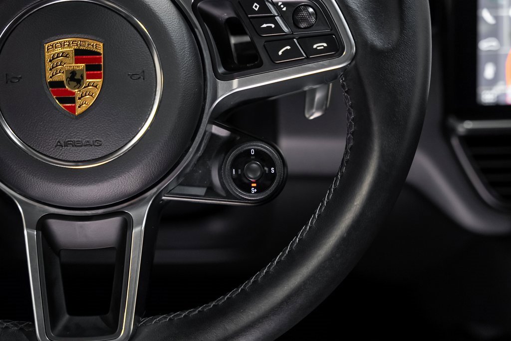 Used 2021 Porsche Cayenne Coupe image 42