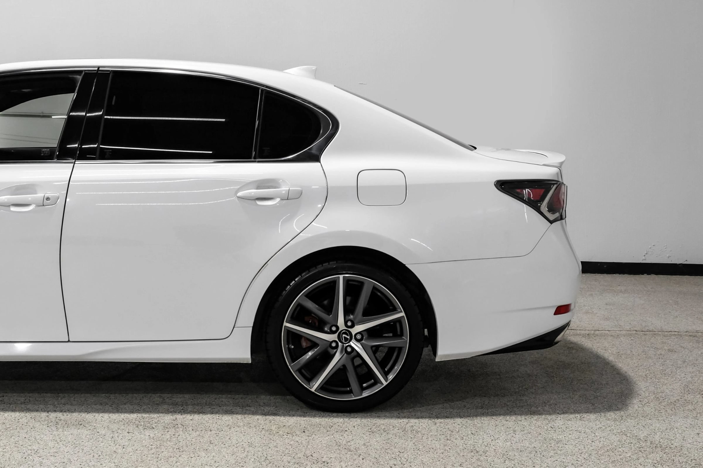 Used 2019 Lexus GS 350 F Sport RWD image 10