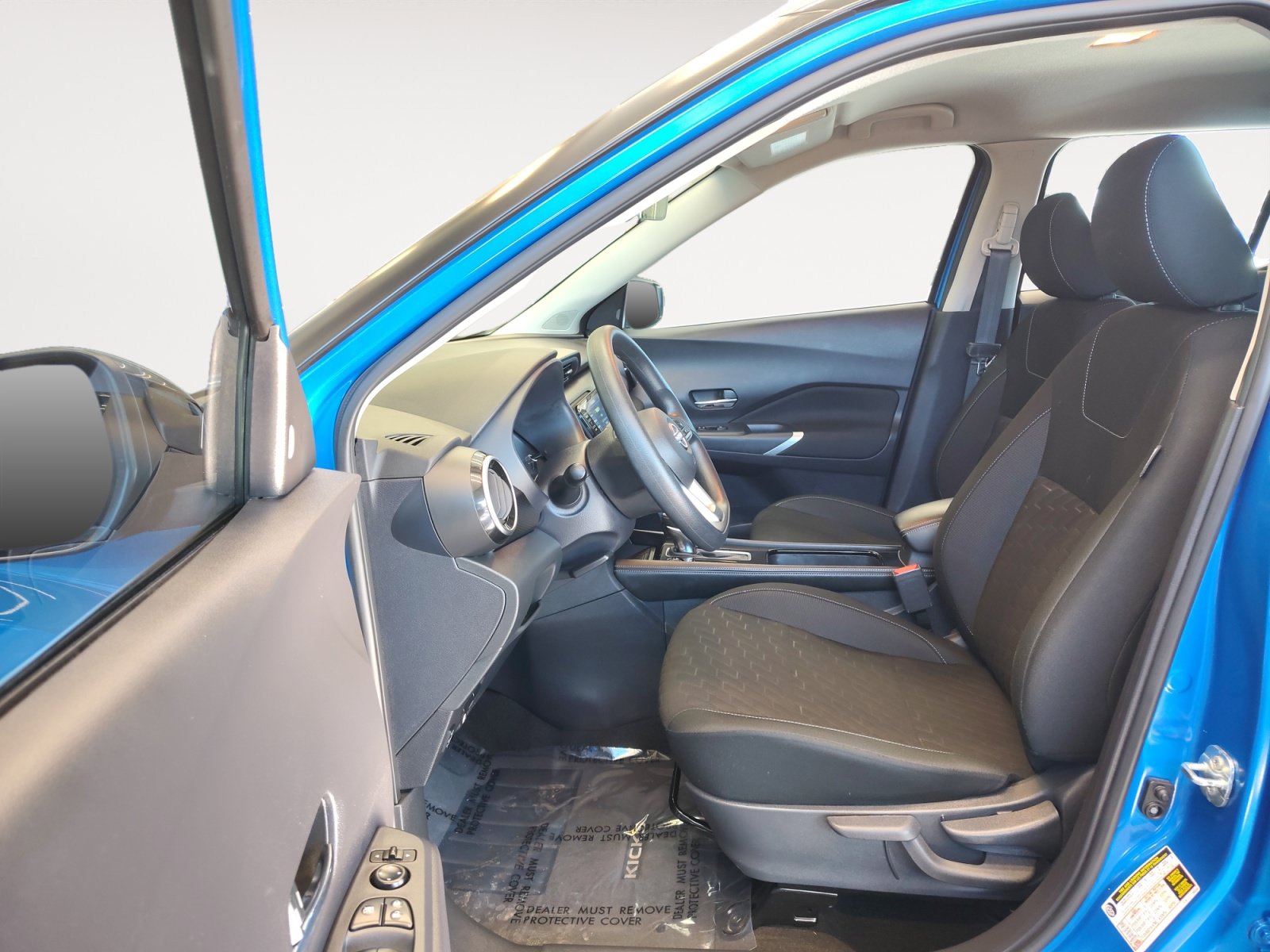 Certified 2024 Nissan Kicks SV w/ Interior Electronics Package FWD image 23