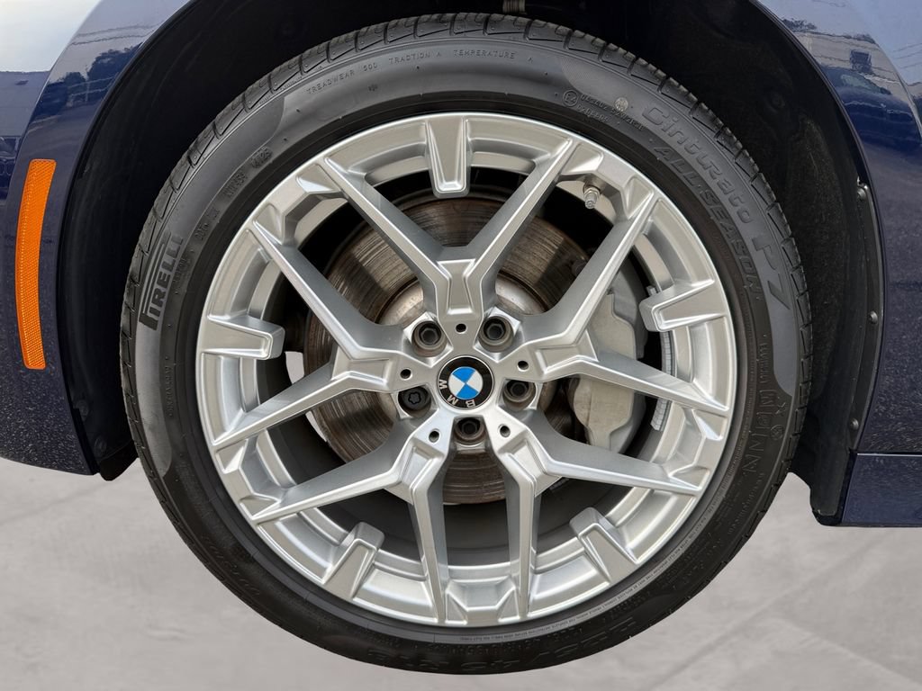Used 2026 BMW 330i xDrive Sedan w/ Premium Package AWD/4WD image 14