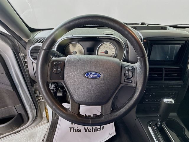 Used 2009 Ford Explorer Sport Trac Adrenalin image 12