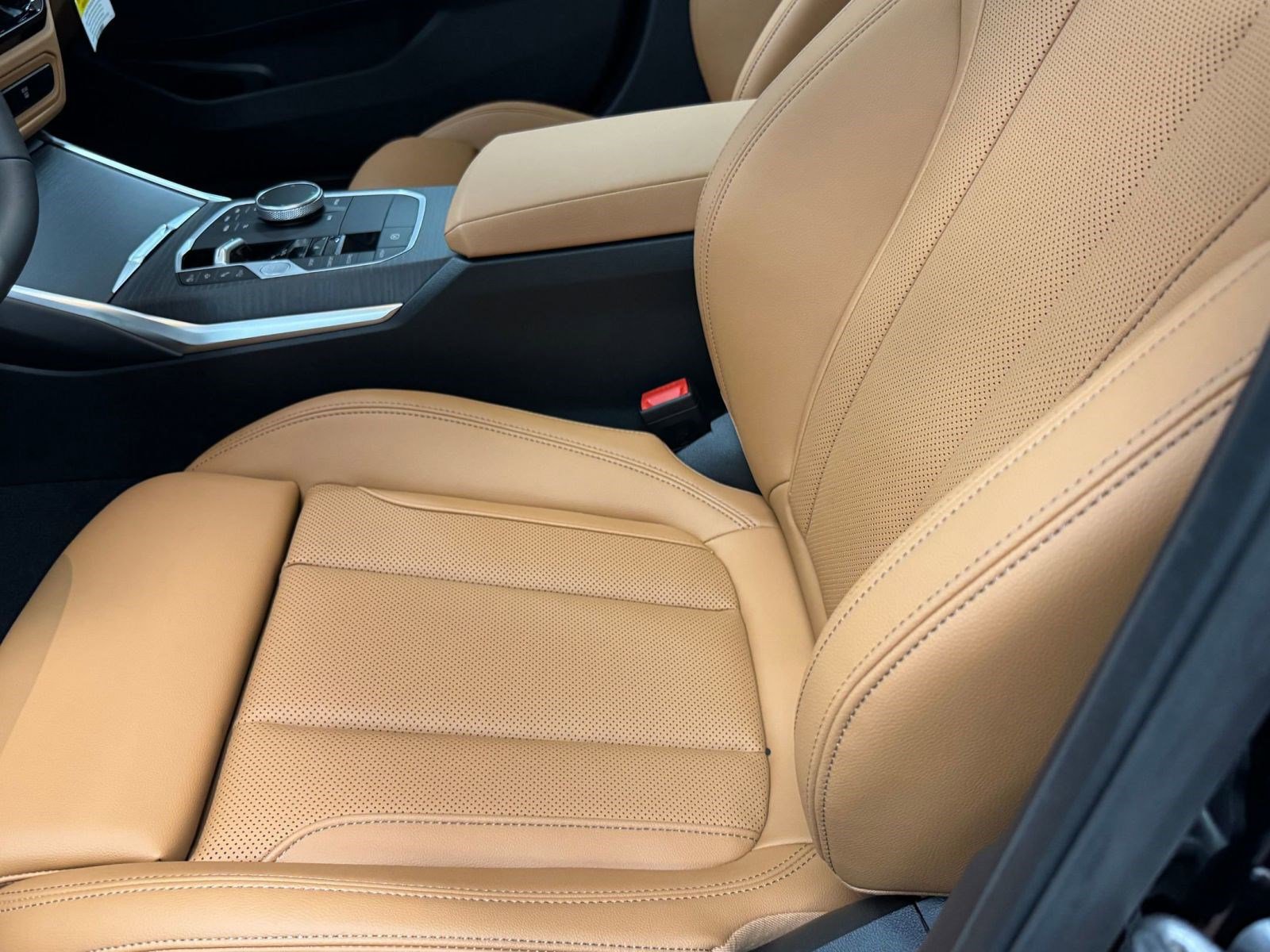 New 2026 BMW 330i xDrive Sedan w/ Premium Package image 13