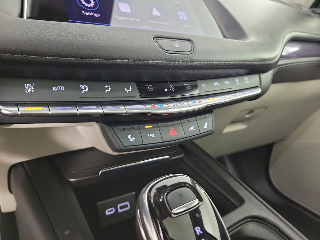 Used 2023 Cadillac XT4 Luxury w/ Cold Weather Package image 28