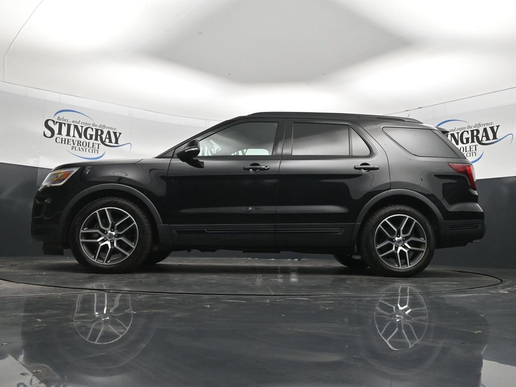 Used 2018 Ford Explorer Sport w/ Equipment Group 401A AWD/4WD image 29