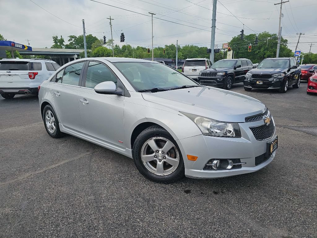 Used 2013 Chevrolet Cruze LT w/ RS Package FWD image 1