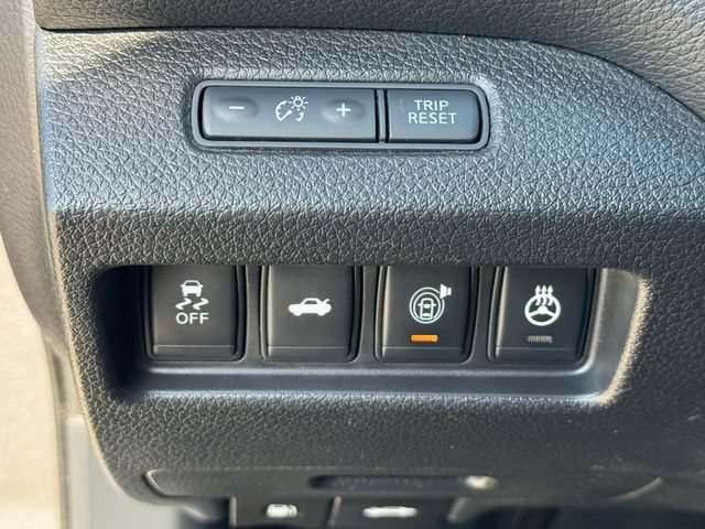 Used 2015 Nissan Altima 2.5 SL w/ Technology Package FWD image 25