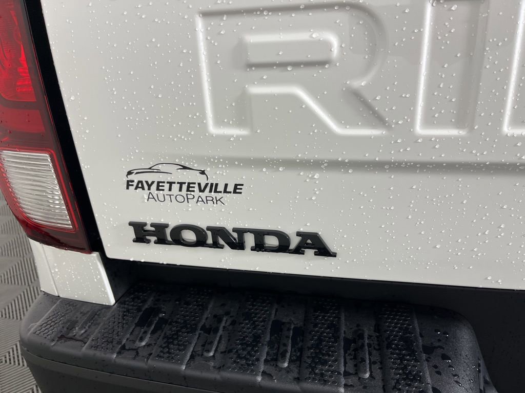 New 2026 Honda Ridgeline Black Edition image 3