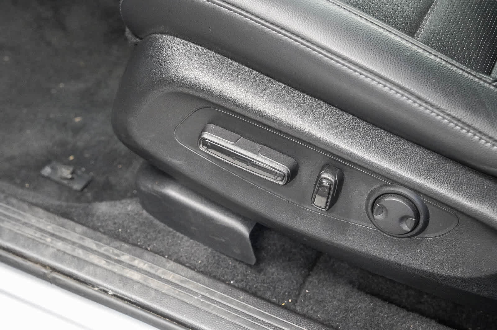 Used 2023 Honda CR-V EX-L image 23