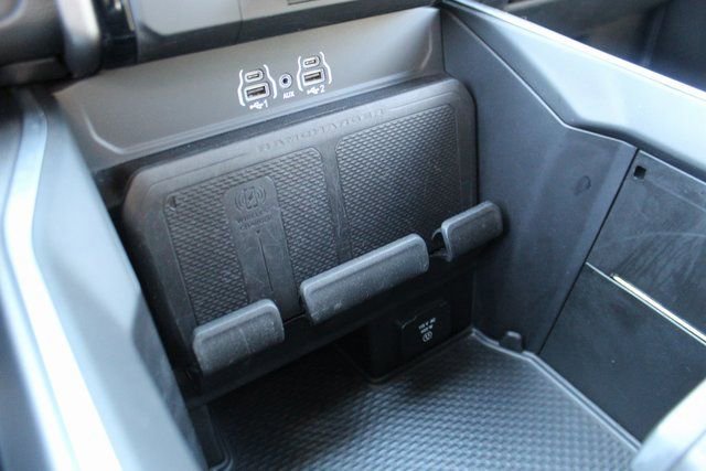 Used 2025 RAM 1500 Big Horn AWD/4WD image 23