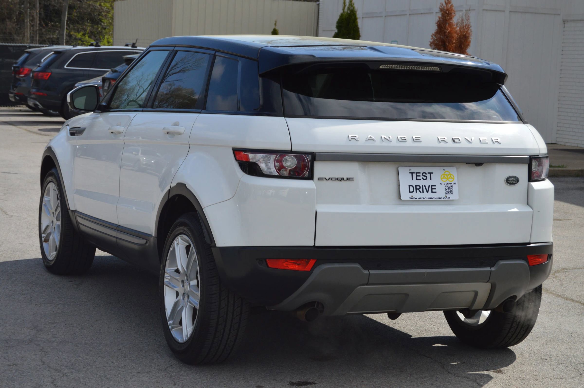 Used 2015 Land Rover Range Rover Evoque Pure Plus AWD/4WD image 4