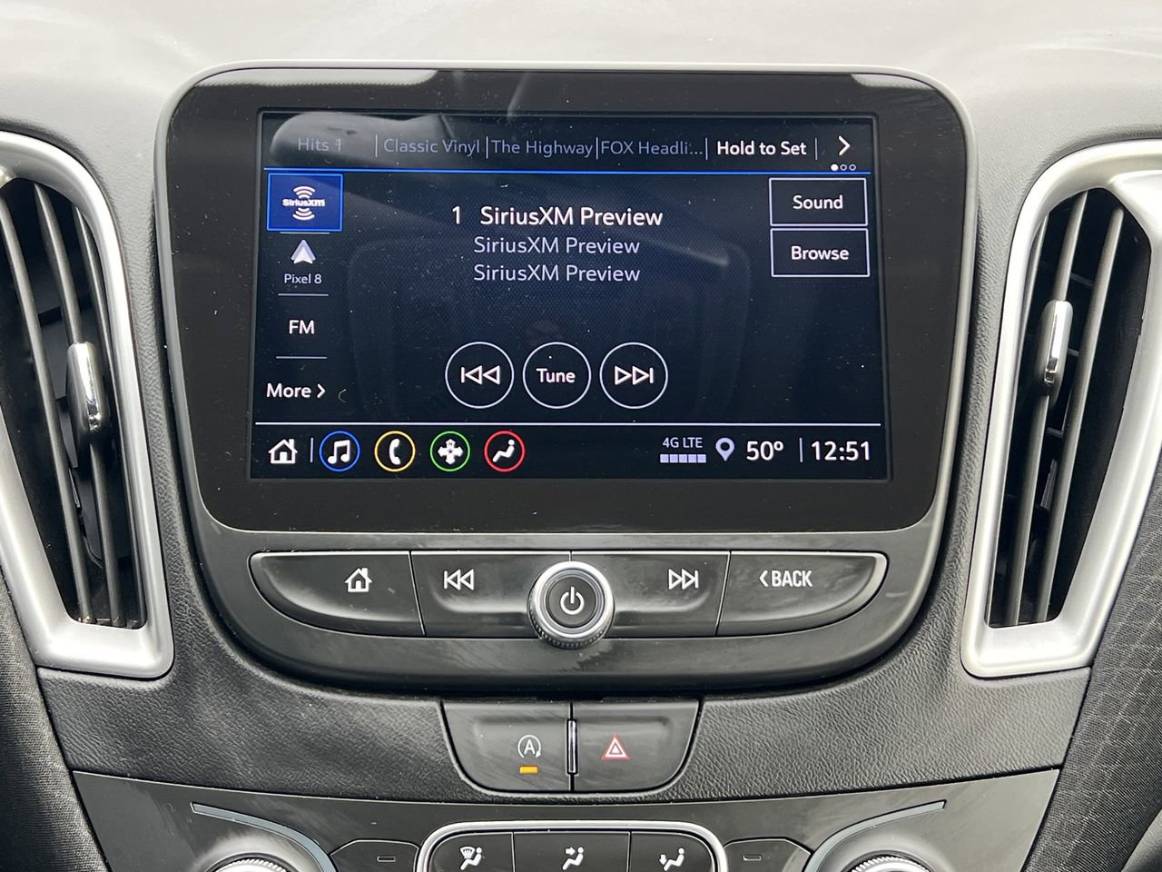 Used 2025 Chevrolet Malibu LT image 4