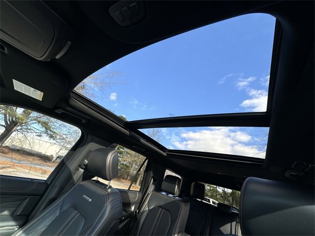 Used 2023 Ford Expedition Platinum image 22