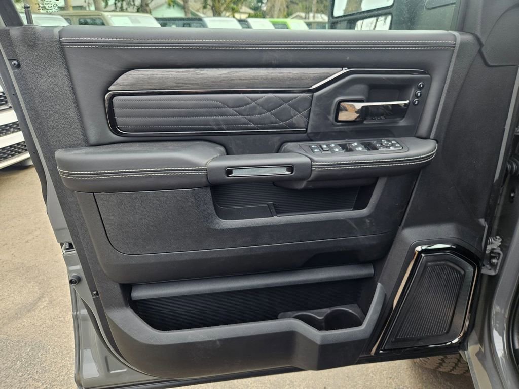 New 2026 RAM 2500 Limited image 11