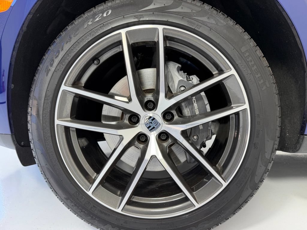 Certified 2026 Porsche Macan AWD/4WD image 23