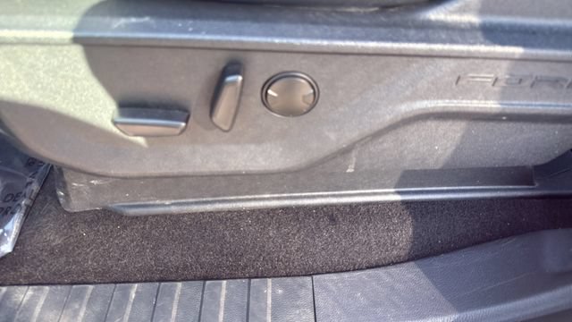 Used 2025 Ford F150 Lariat AWD/4WD image 21