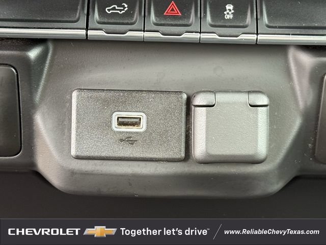 Used 2020 Chevrolet Silverado 1500 Custom w/ Custom Value Package AWD/4WD image 19