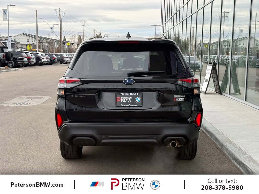 Used 2025 Subaru Forester Touring image 4