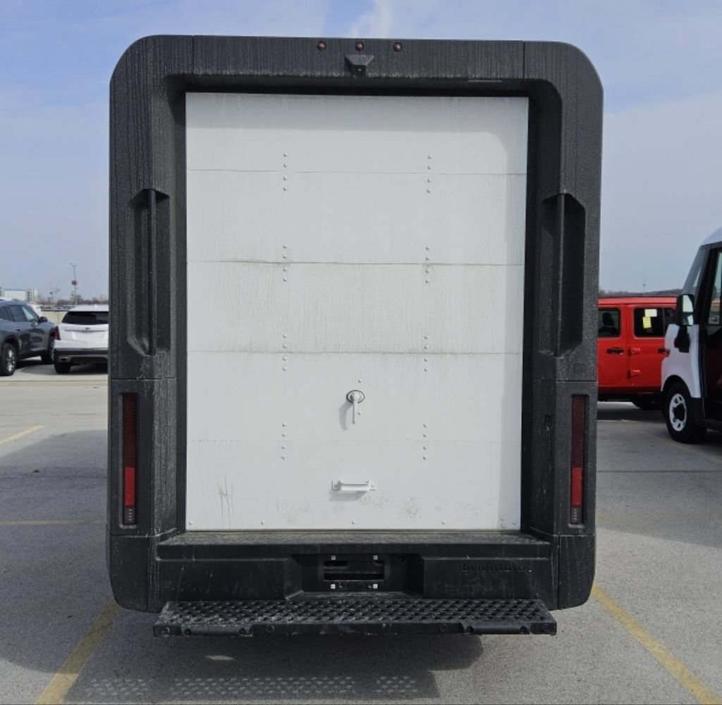 Used 2024 Chevrolet Brightdrop 600 w/ Commercial Equipment Package AWD/4WD image 8