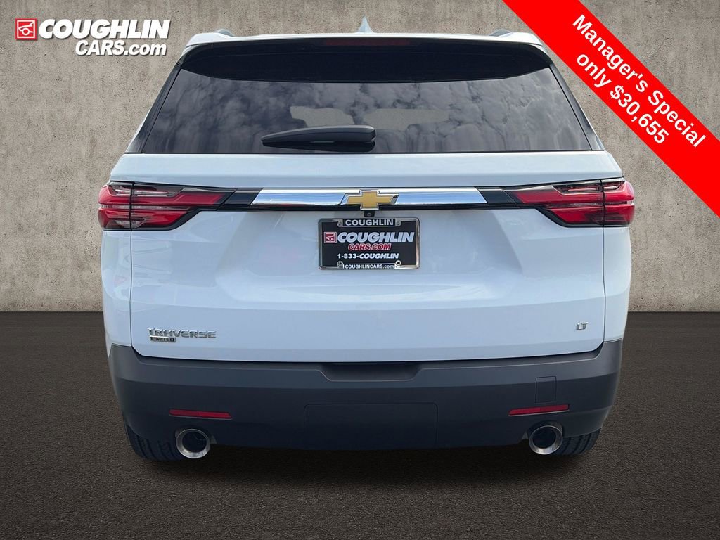 Used 2024 Chevrolet Traverse LT FWD image 4