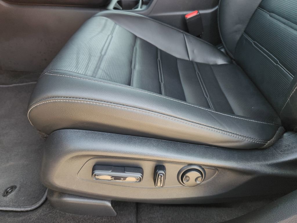 Used 2025 Honda CR-V EX-L image 29