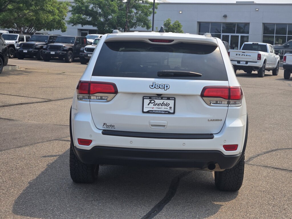 Used 2021 Jeep Grand Cherokee Laredo X RWD image 4