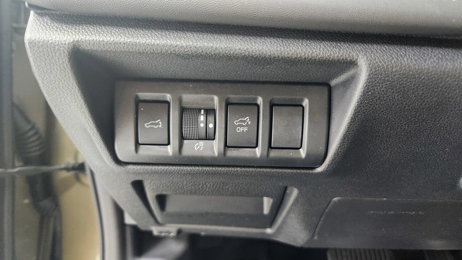 Certified 2024 Subaru Outback Limited AWD/4WD image 25