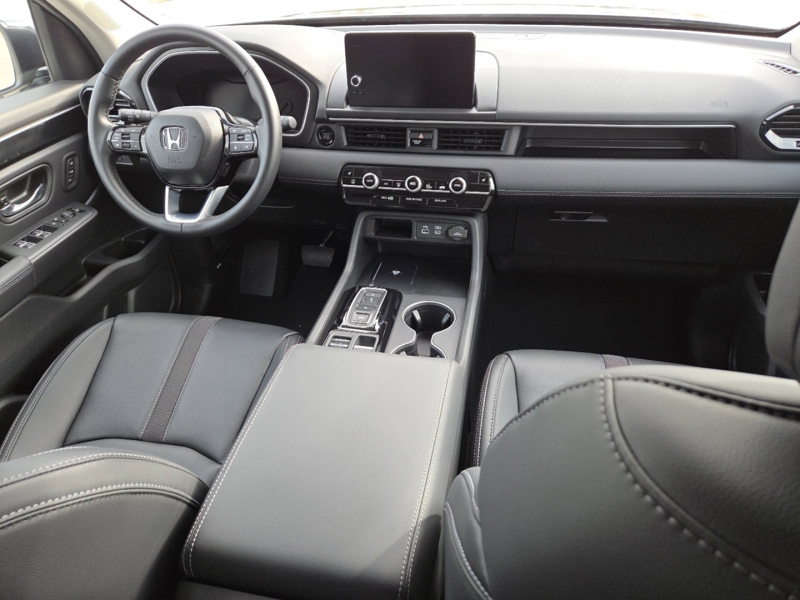 Used 2025 Honda Pilot EX-L image 26