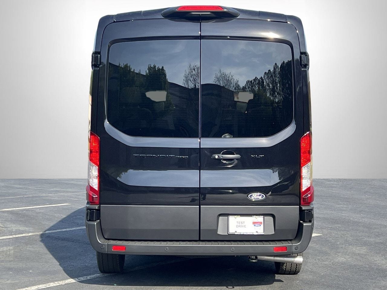 New 2026 Ford Transit 350 148 Medium Roof Wagon RWD image 24