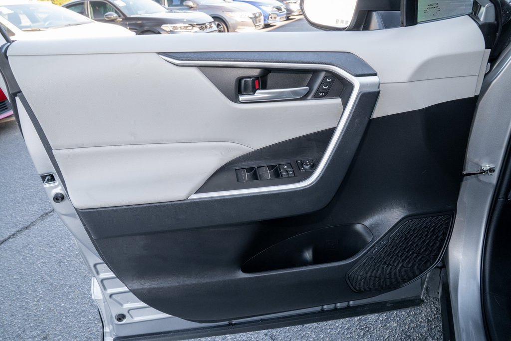 Certified 2023 Toyota RAV4 XLE Premium image 16