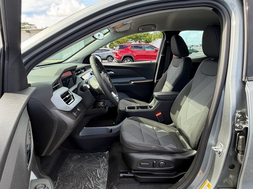 New 2027 Chevrolet Bolt LT w/ Comfort Package FWD image 5