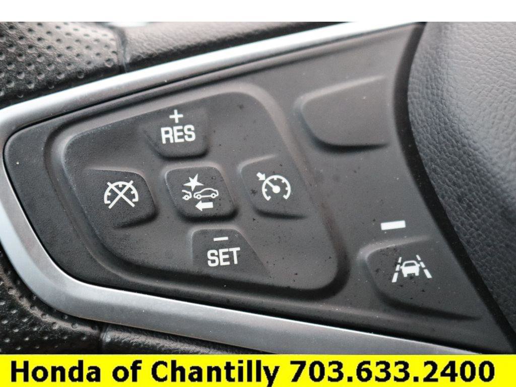 Used 2022 Chevrolet Equinox LT w/ LPO, Floor Liner Package image 13