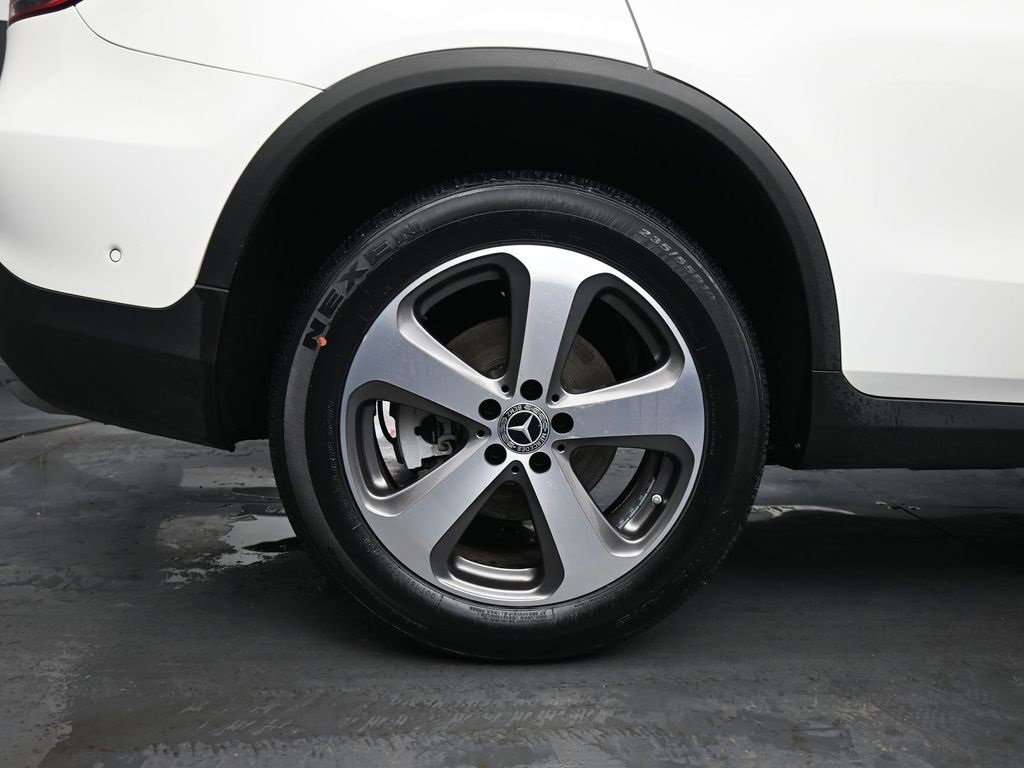 Used 2022 Mercedes-Benz GLC 300 4MATIC image 10