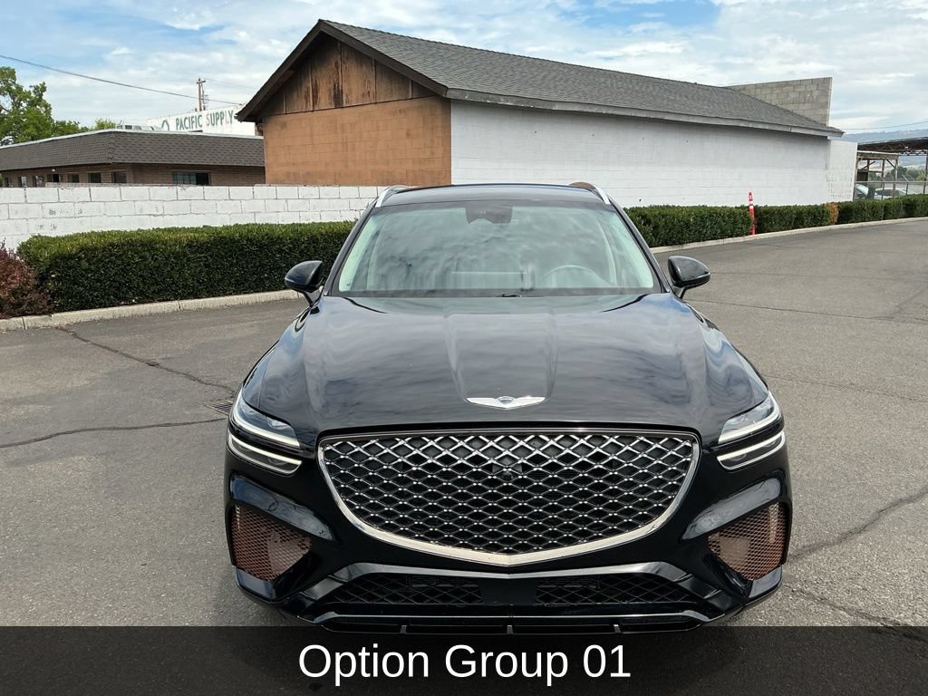 Used 2022 Genesis GV70 2.5T AWD/4WD image 4