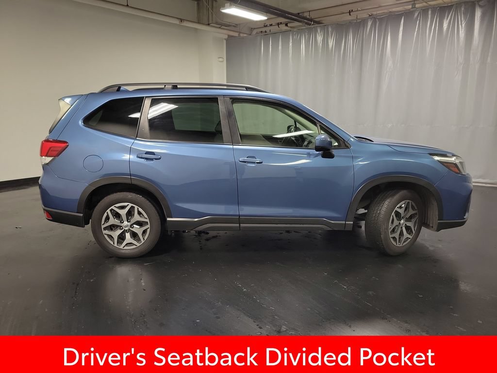 Used 2021 Subaru Forester Premium AWD/4WD image 9