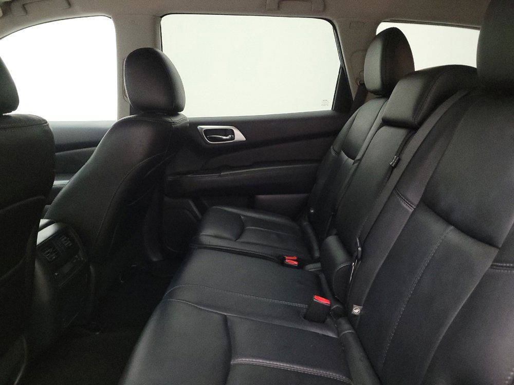 Used 2014 Nissan Pathfinder SL w/ SL Tech Package AWD/4WD image 18