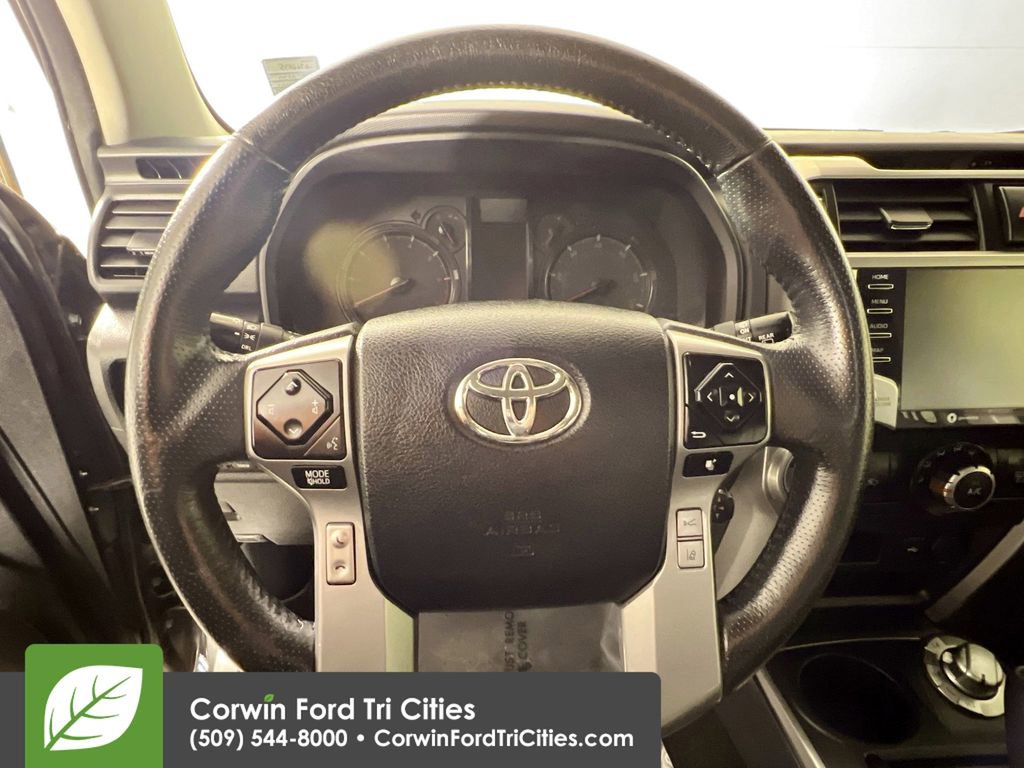 Used 2020 Toyota 4Runner 4WD image 8