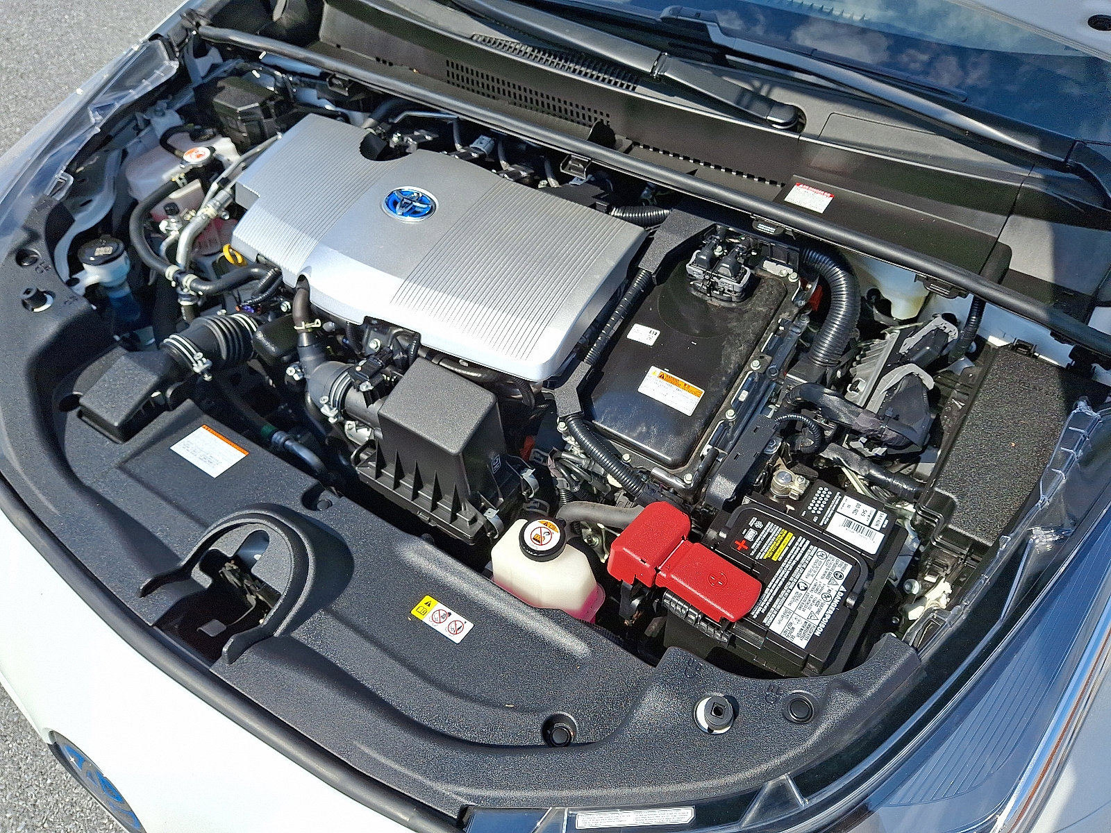 Certified 2021 Toyota Prius XLE image 26