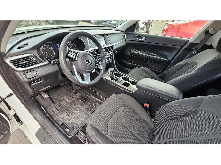 Used 2019 Kia Optima LX FWD image 11
