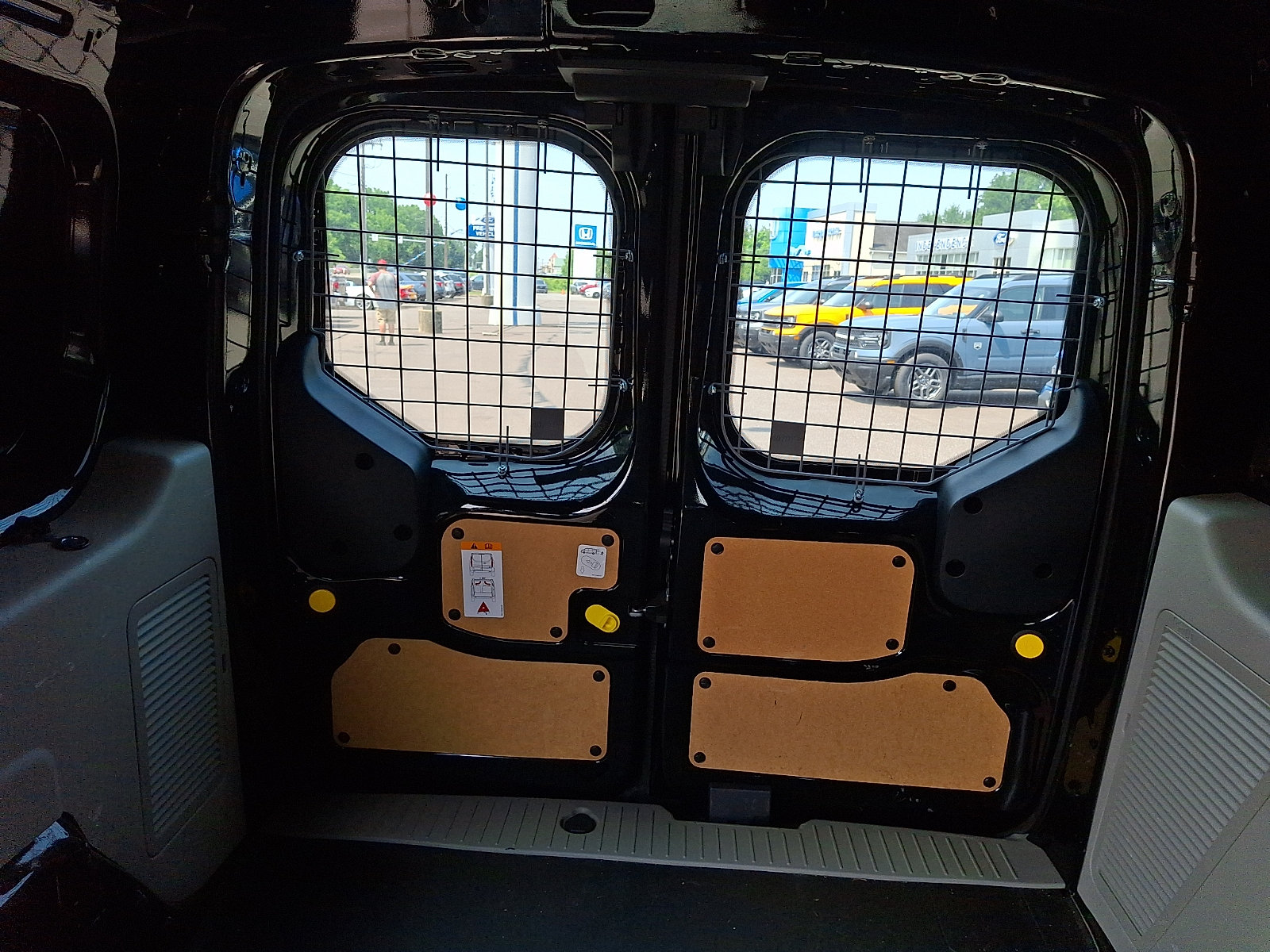 Certified 2023 Ford Transit Connect XLT FWD image 19