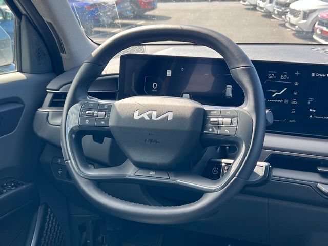 Certified 2024 Kia EV9 Light RWD image 16