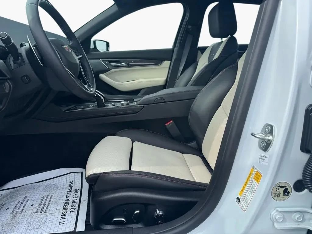 New 2026 Cadillac CT5 Sport image 9