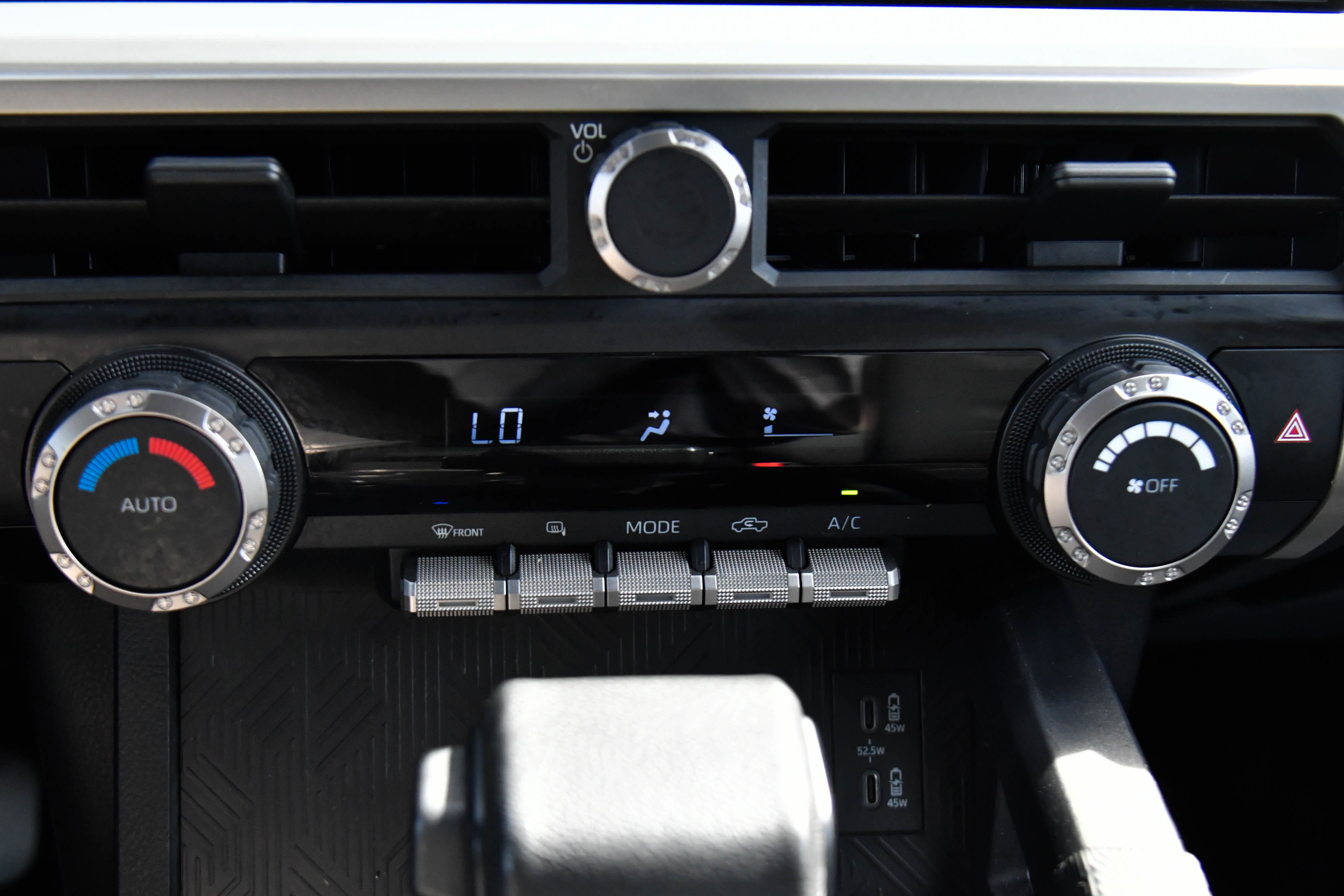 Used 2024 Toyota Tacoma TRD Sport image 24