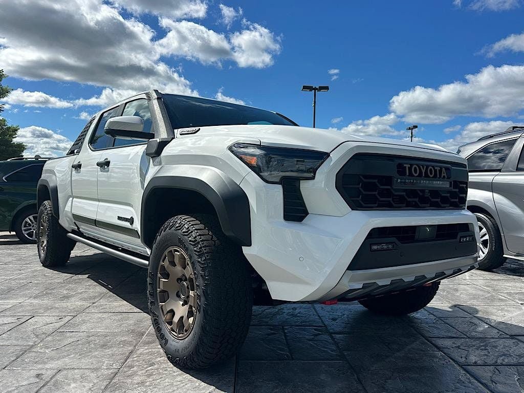 New 2026 Toyota Tacoma 4x4 Double Cab Hybrid image 2