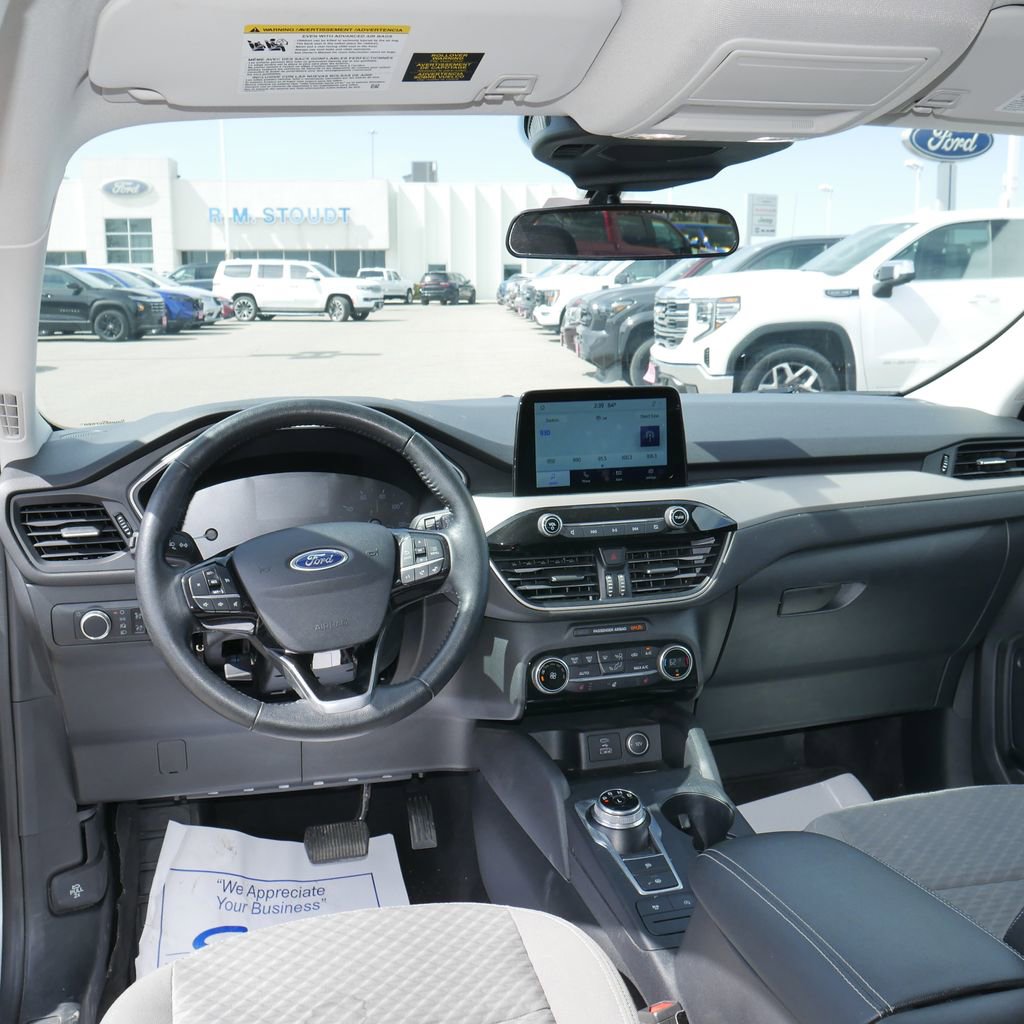 Used 2021 Ford Escape SE w/ Cold Weather Package AWD/4WD image 29
