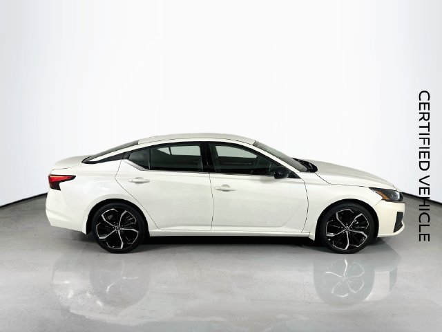 Certified 2024 Nissan Altima 2.5 SR FWD image 10
