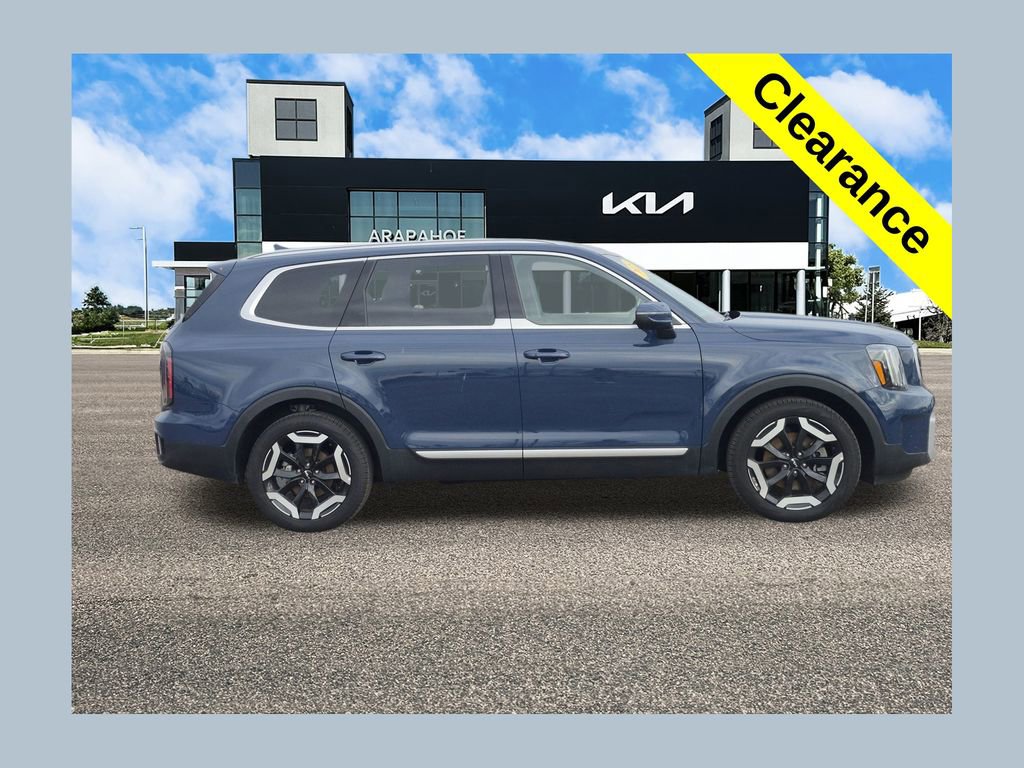 Used 2025 Kia Telluride EX